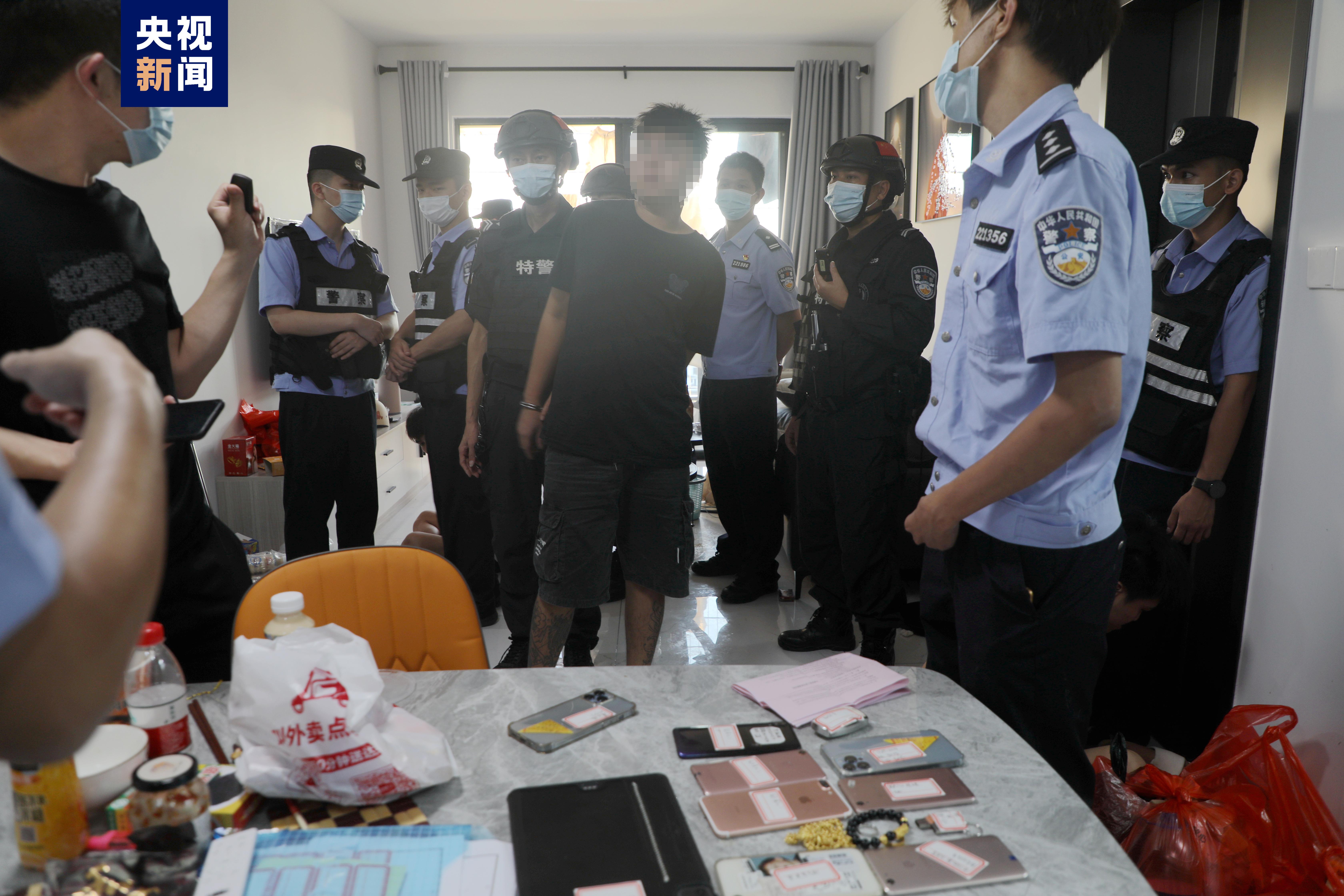 广东破获最新诈骗案，神秘小巷小店背后的惊天骗局揭秘