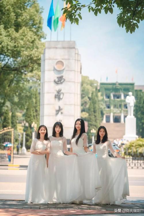 西南财经大学最新校草，蜕变之路，自信成就梦想之路